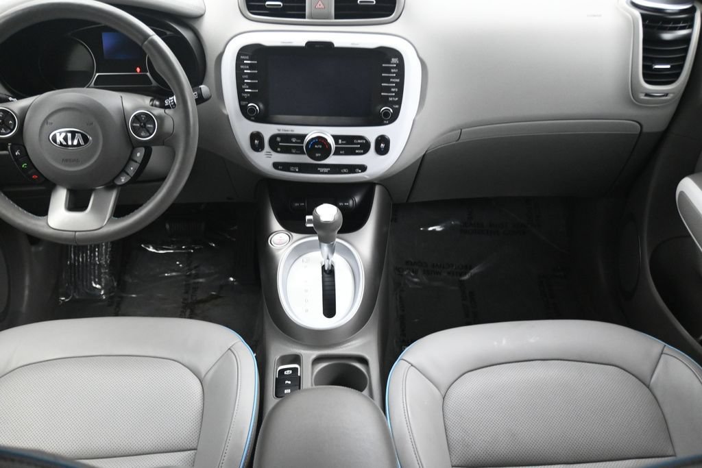 Used 2016 Kia Soul EV + FWD image 24