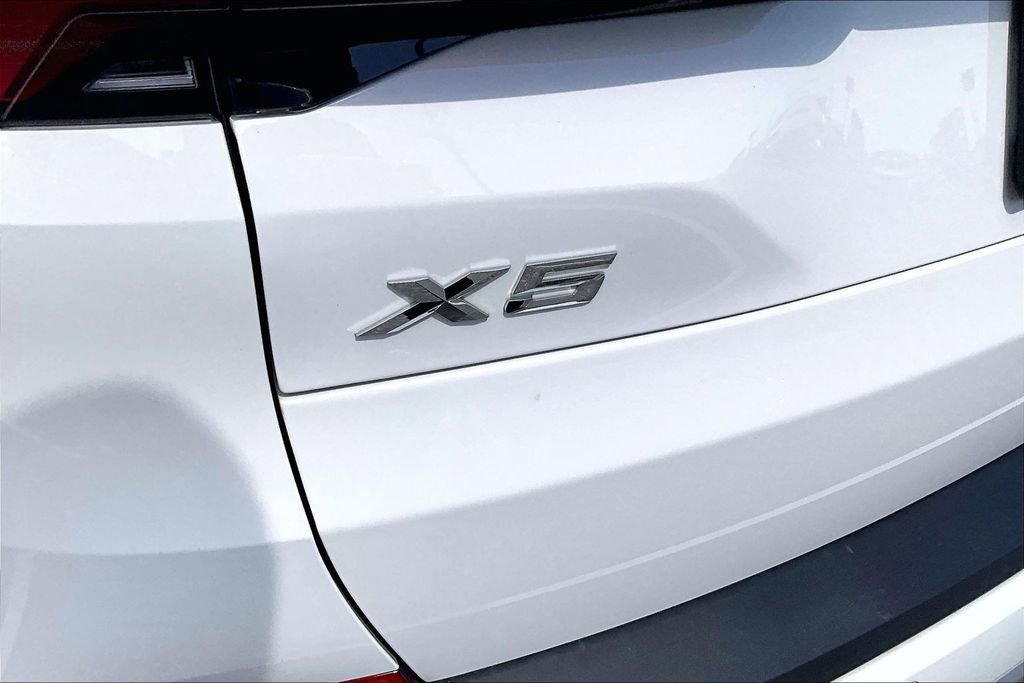 Used 2026 BMW X5 sDrive40i image 21