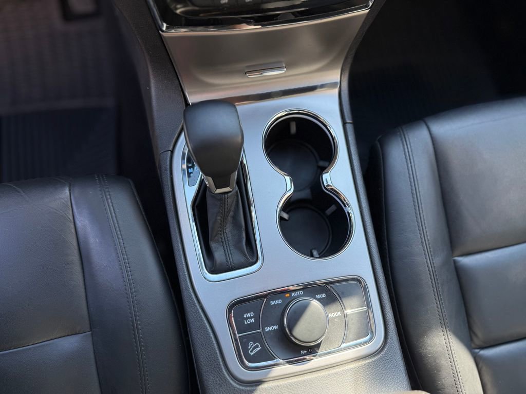 Used 2021 Jeep Grand Cherokee Limited image 29