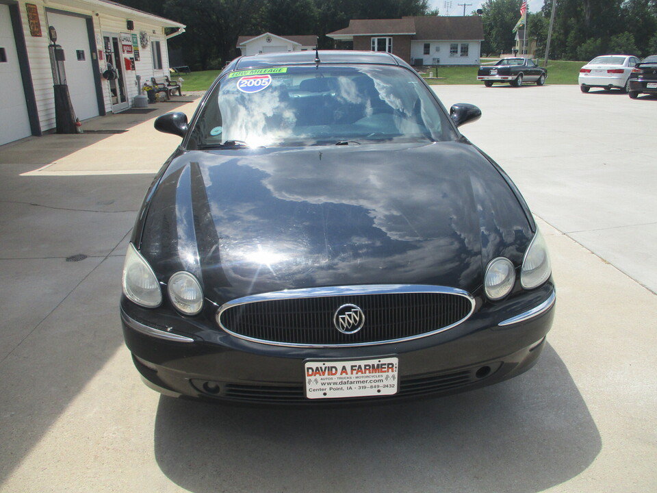 Used 2005 Buick LaCrosse CXS w/ Gold Convenience Package FWD image 19