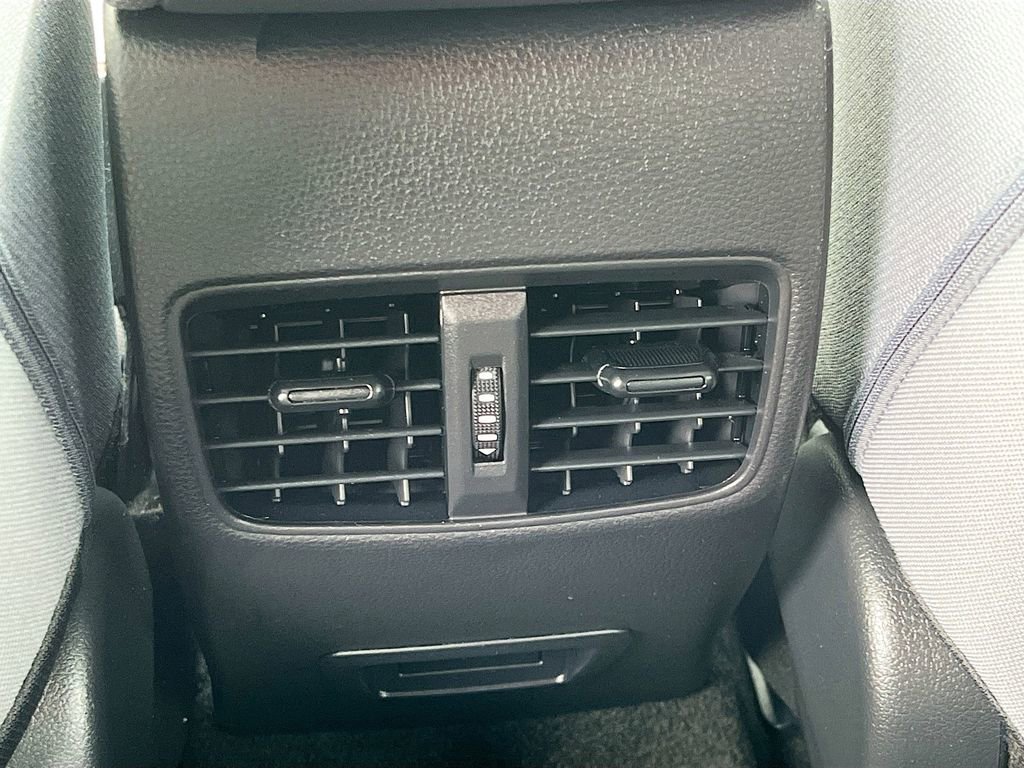 Used 2025 Toyota Corolla Cross AWD Hybrid image 24