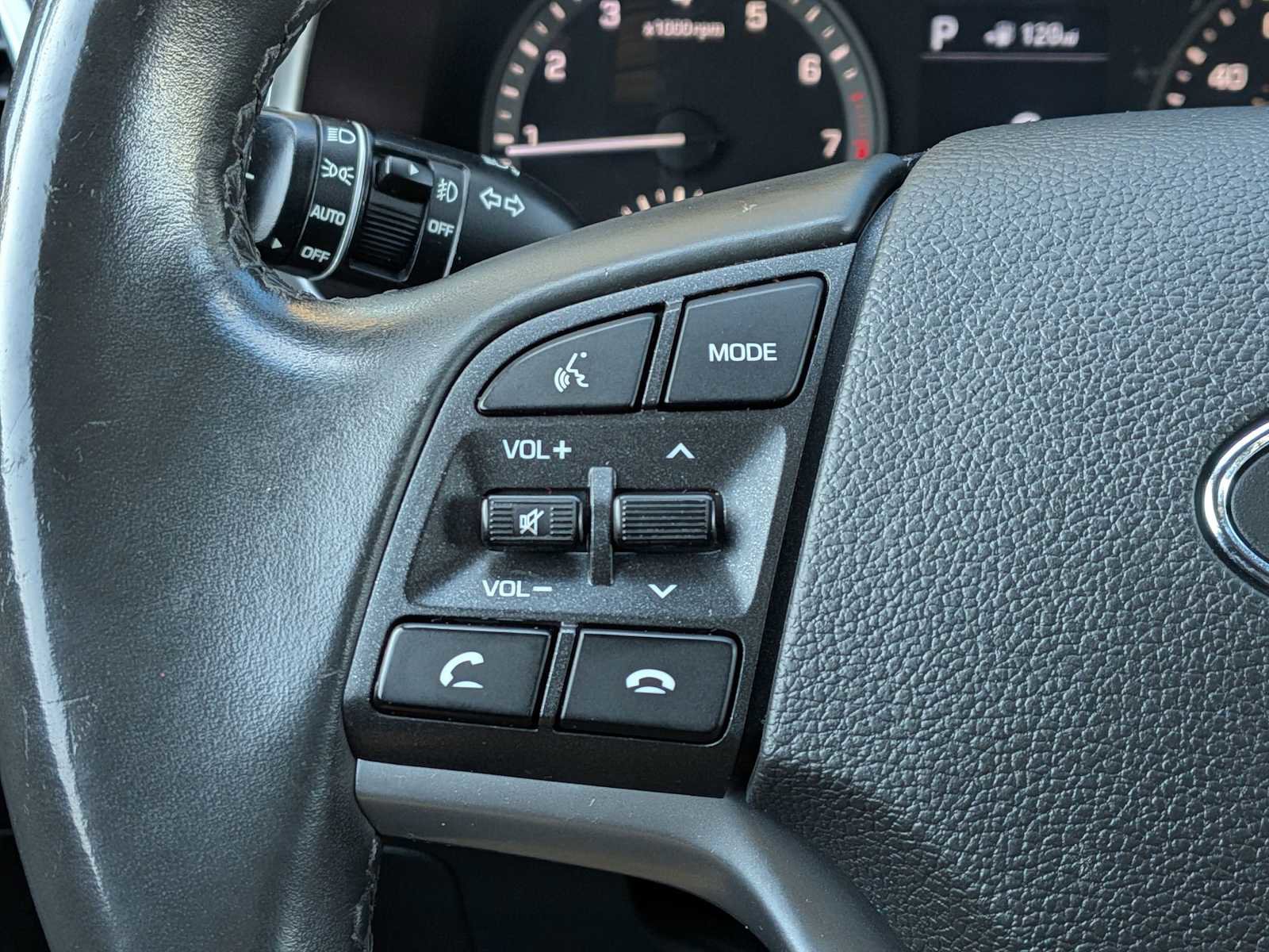 Used 2021 Hyundai Tucson Limited image 23