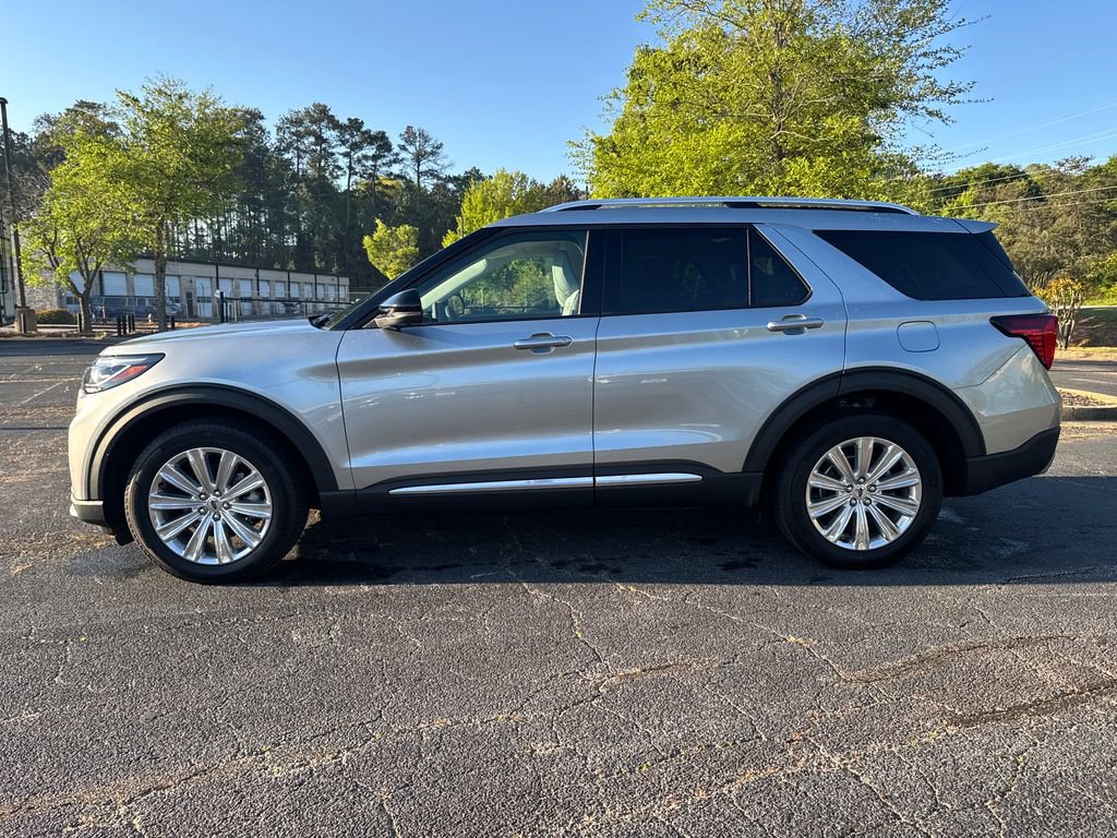 Used 2025 Ford Explorer Platinum w/ LUX Leather Package image 9