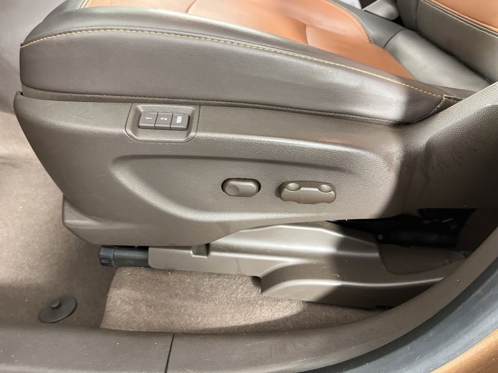 Used 2016 Buick Encore Premium w/ Experience Buick Package image 23