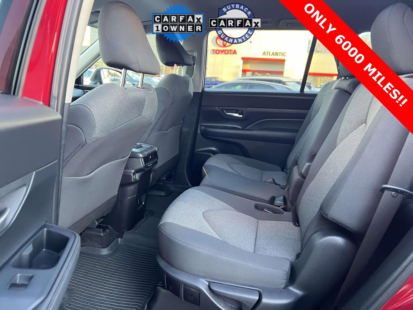 Used 2025 Toyota Grand Highlander AWD image 16