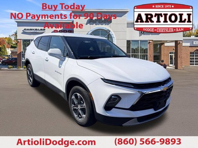 Used 2025 Chevrolet Blazer LT AWD/4WD image 1