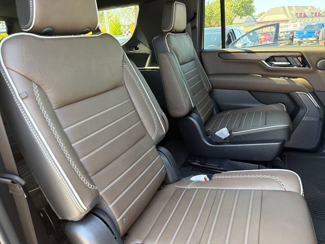 New 2026 GMC Yukon XL Denali Ultimate AWD/4WD image 22