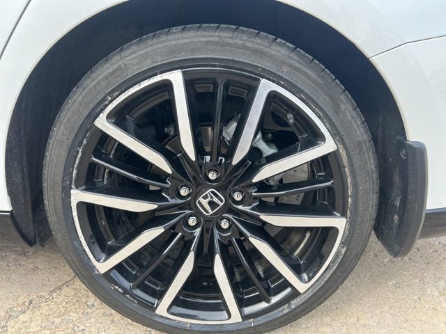 Used 2023 Honda Accord Touring image 19