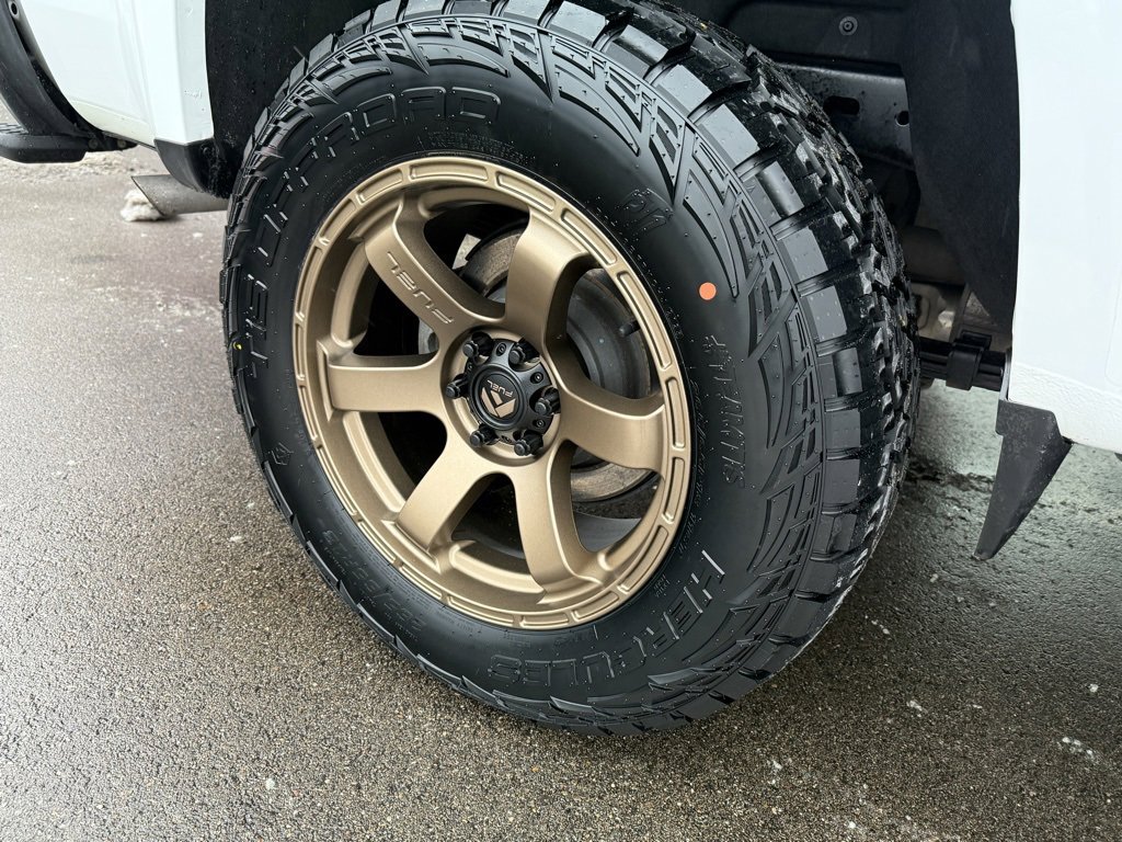 Used 2022 Chevrolet Colorado LT w/ Fleet Safety Package image 12