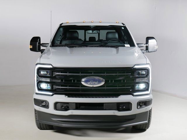 Used 2025 Ford F250 Platinum image 8