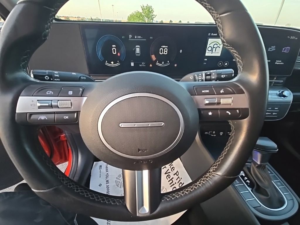 Used 2024 Hyundai Kona SEL AWD/4WD image 12
