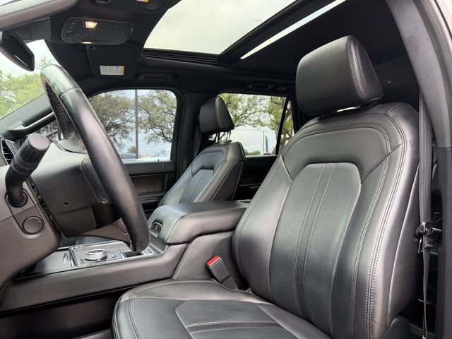 Used 2021 Ford Expedition Max Limited RWD image 4