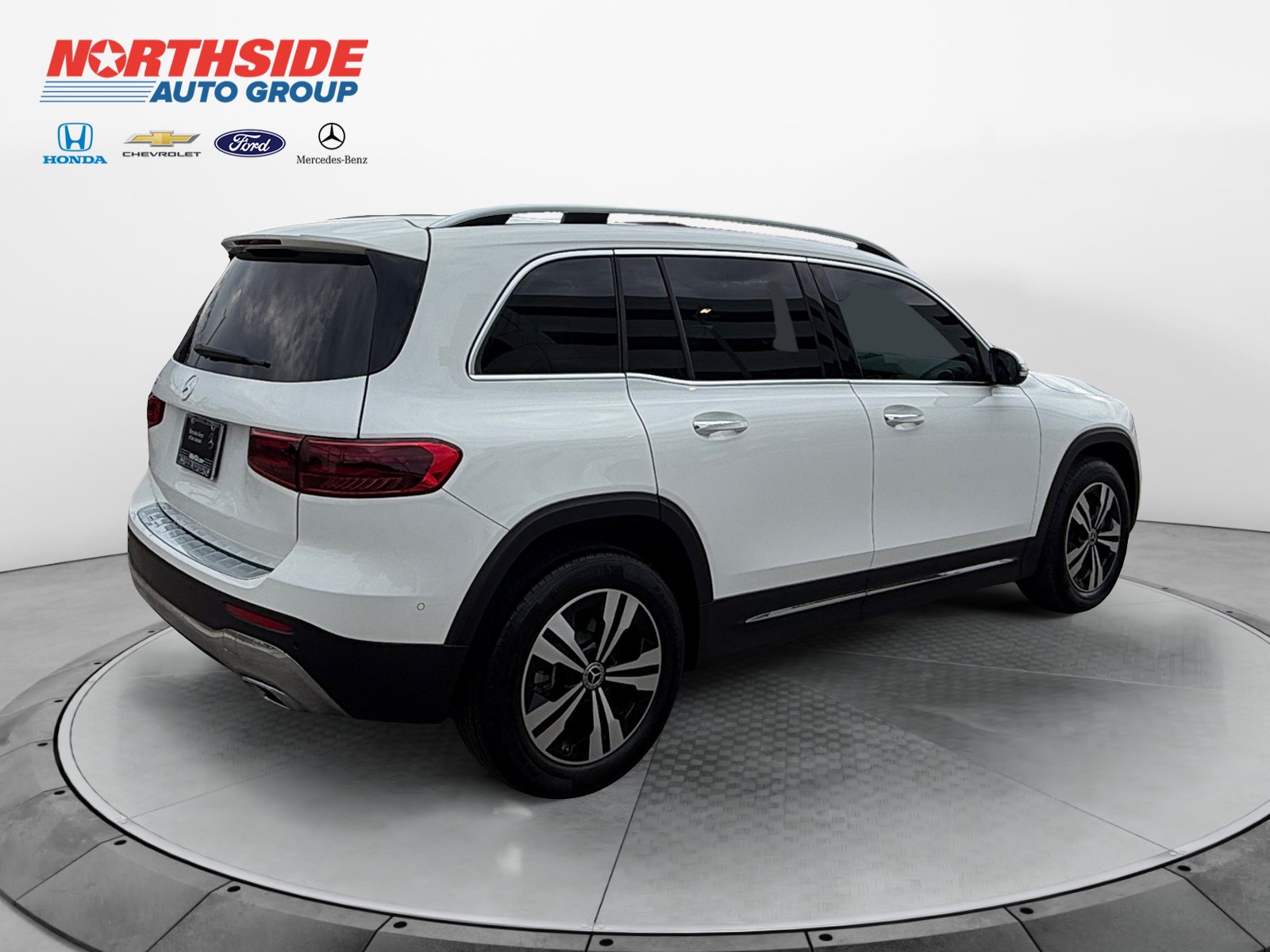Used 2026 Mercedes-Benz GLB 250 image 7