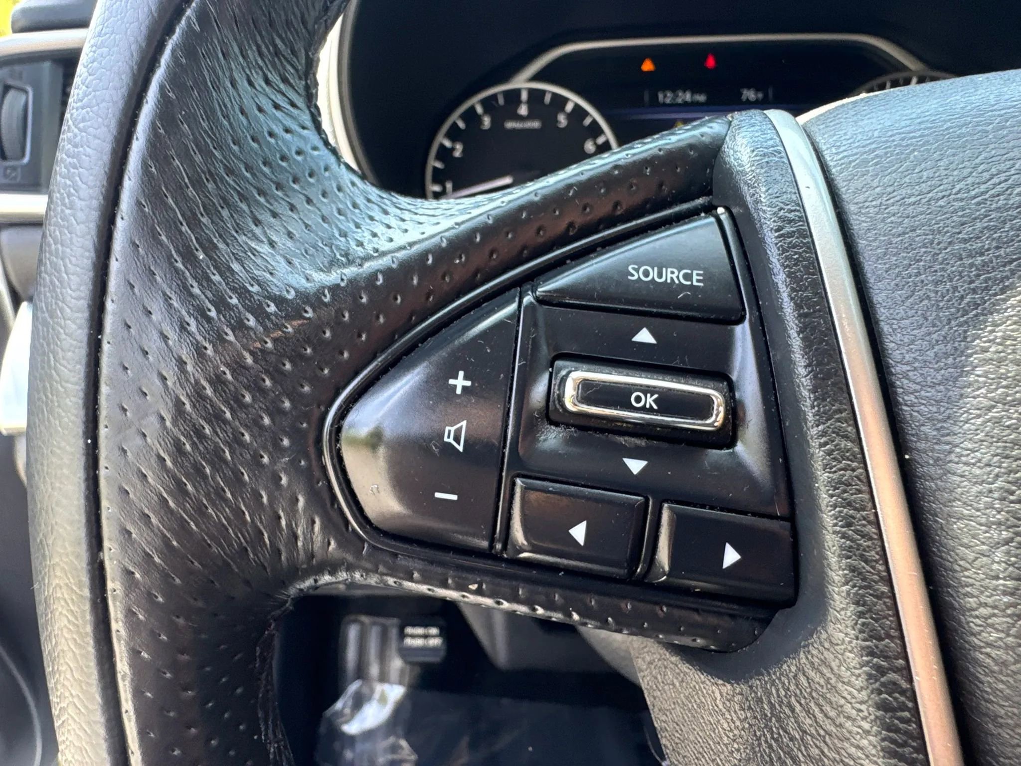 Used 2019 Nissan Maxima 3.5 S w/ Floor Mat Group FWD image 16