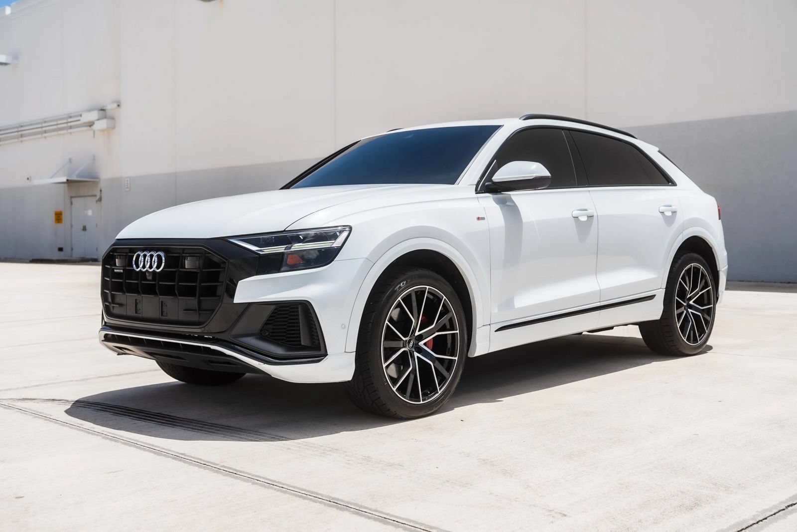 Used 2020 Audi Q8 Premium Plus AWD/4WD video 2