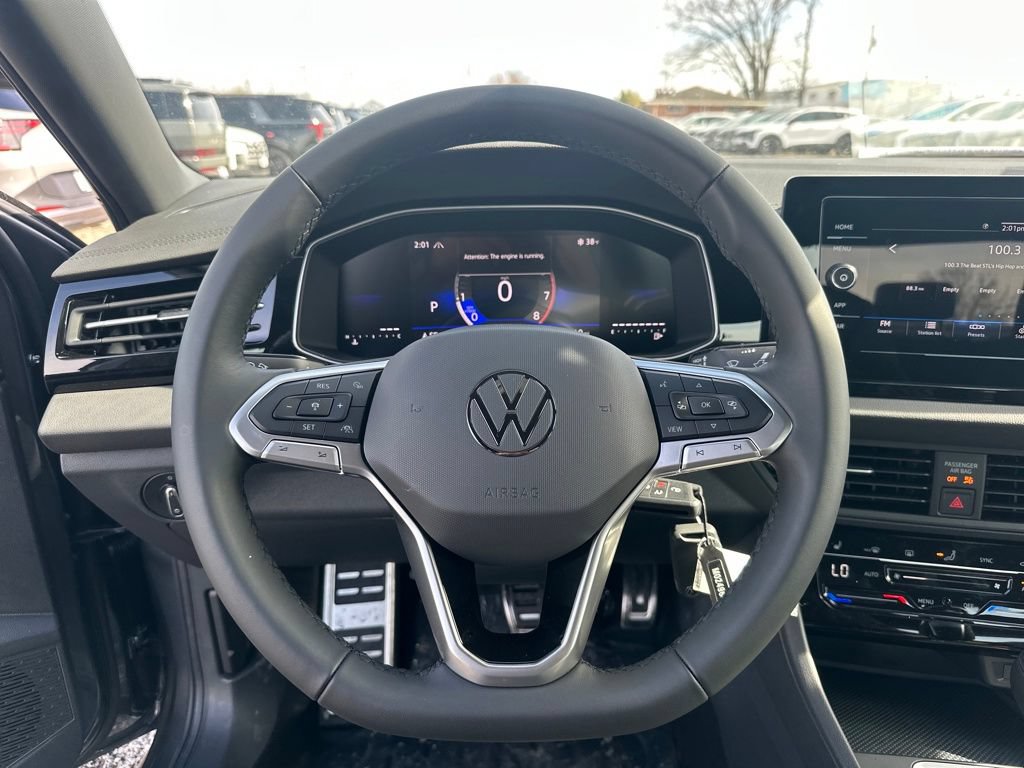 Used 2026 Volkswagen Jetta Sport FWD image 18