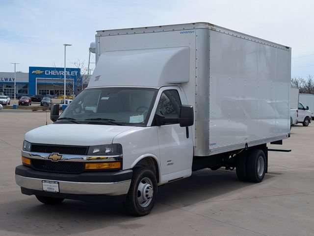 New 2024 Chevrolet Express 4500 Extended w/ Power Convenience Package