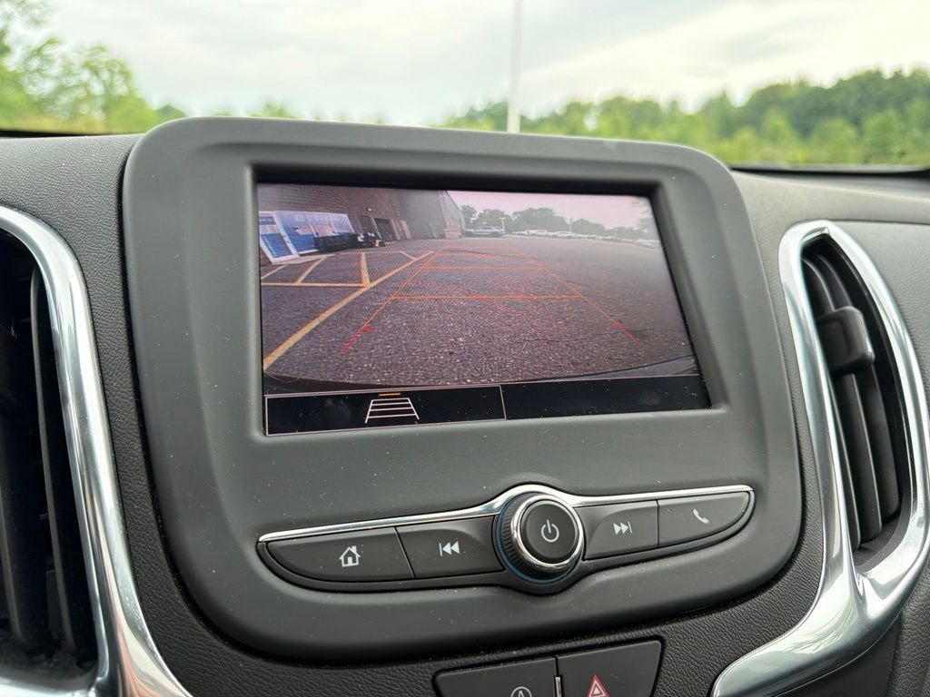 Used 2024 Chevrolet Equinox LT FWD image 12