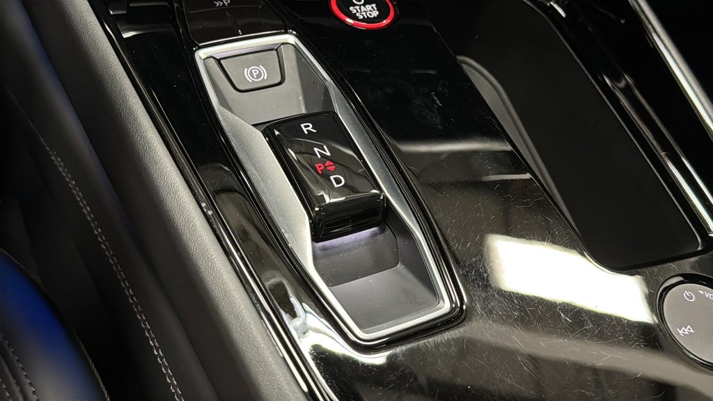 Used 2024 Audi RS e-tron GT w/ Carbon Performance Package AWD/4WD image 19