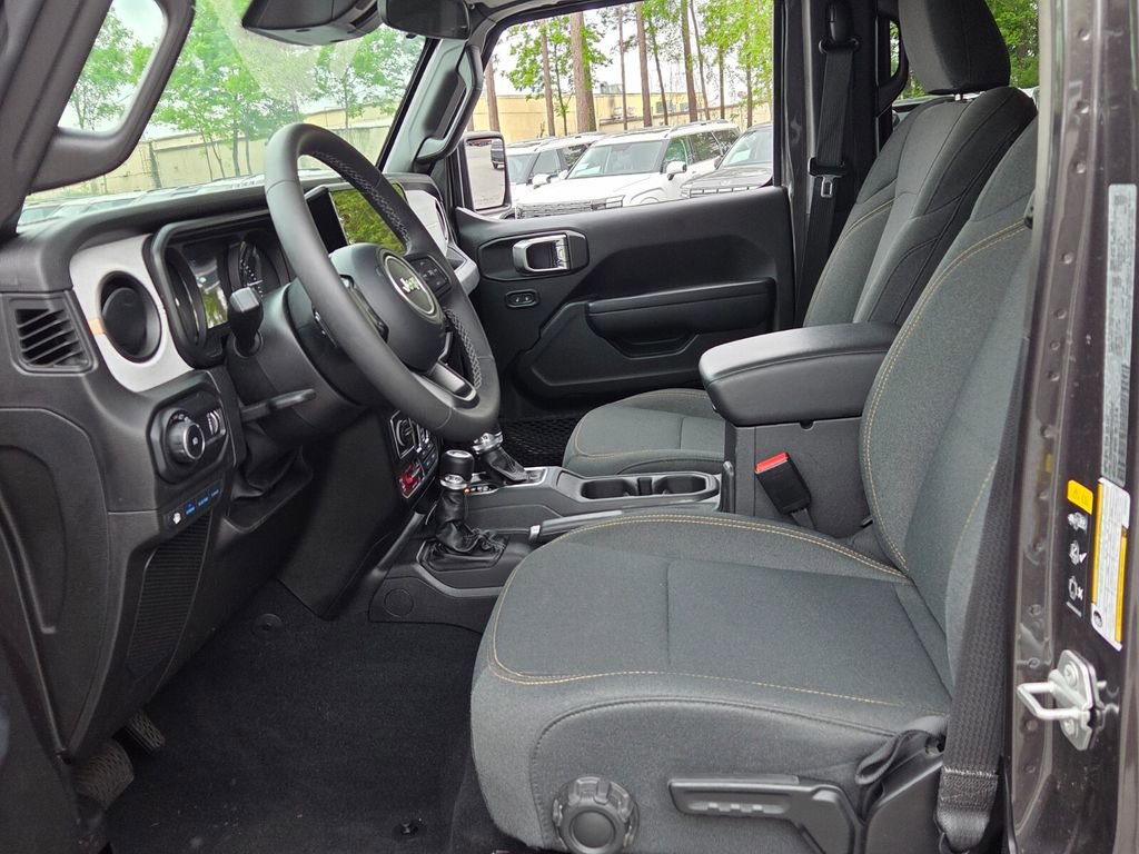 Used 2025 Jeep Wrangler Unlimited Sport S 4xe image 5