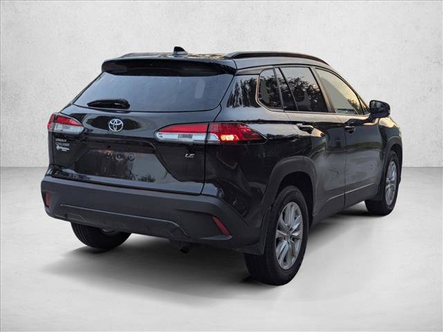 Used 2024 Toyota Corolla Cross LE w/ Moonroof Package FWD image 5
