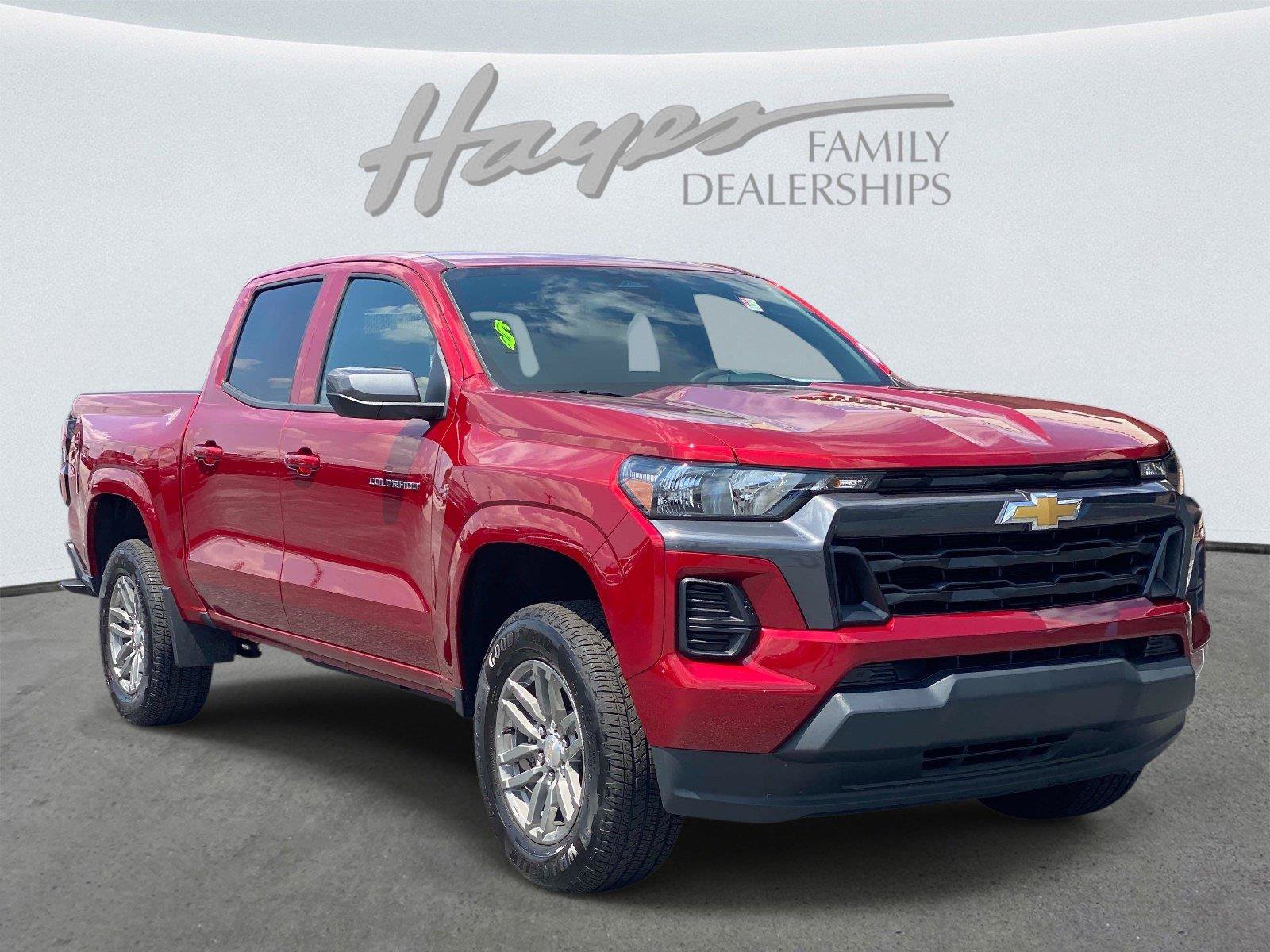 Used 2025 Chevrolet Colorado LT w/ Advanced Trailering Package