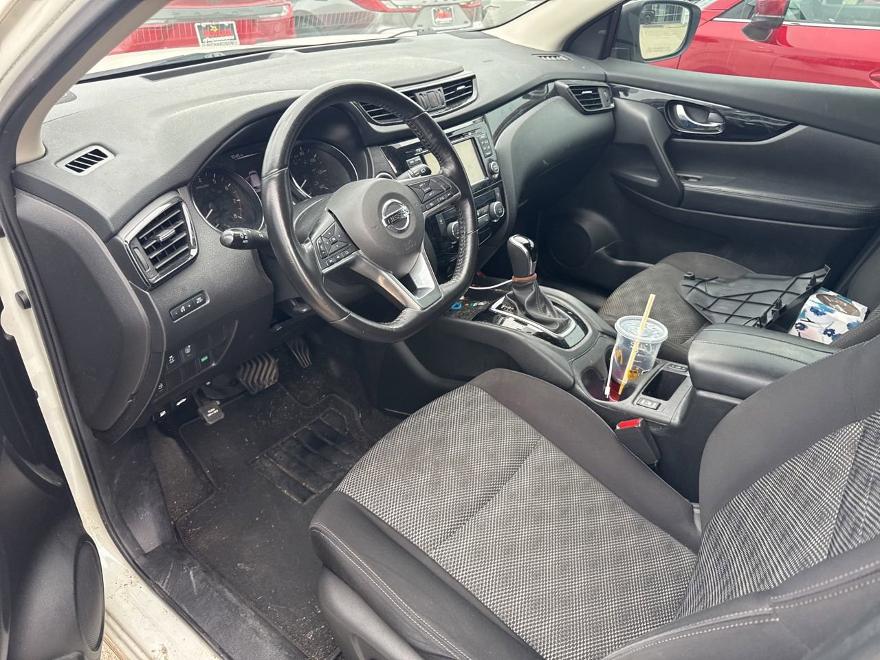 Used 2017 Nissan Rogue Sport SV w/ SV Premium Package FWD image 7
