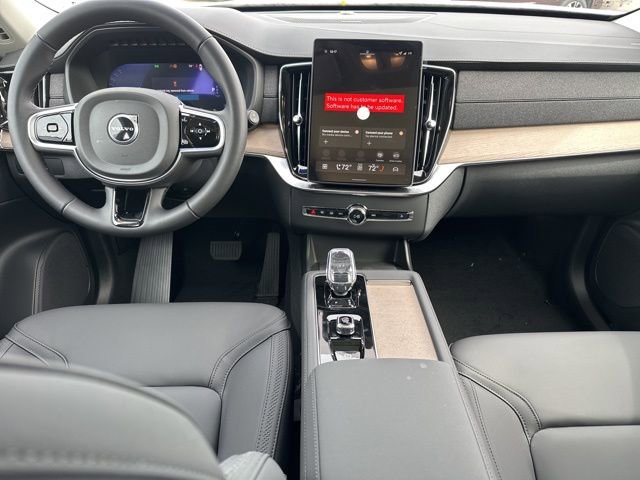 New 2026 Volvo XC90 B6 Plus w/ Protection Package Premier image 12