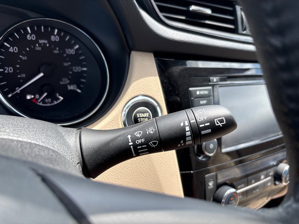 Used 2019 Nissan Rogue SL w/ Premium Package FWD image 28