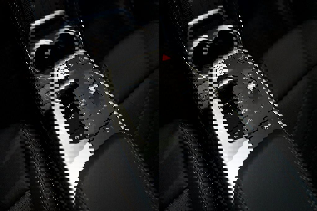 Used 2025 BMW X1 xDrive28i w/ Technology Package image 24