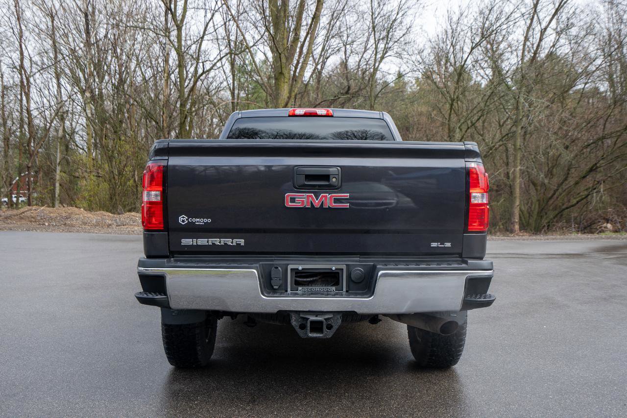Used 2015 GMC Sierra 2500 SLE w/ SLE Preferred Package AWD/4WD image 4