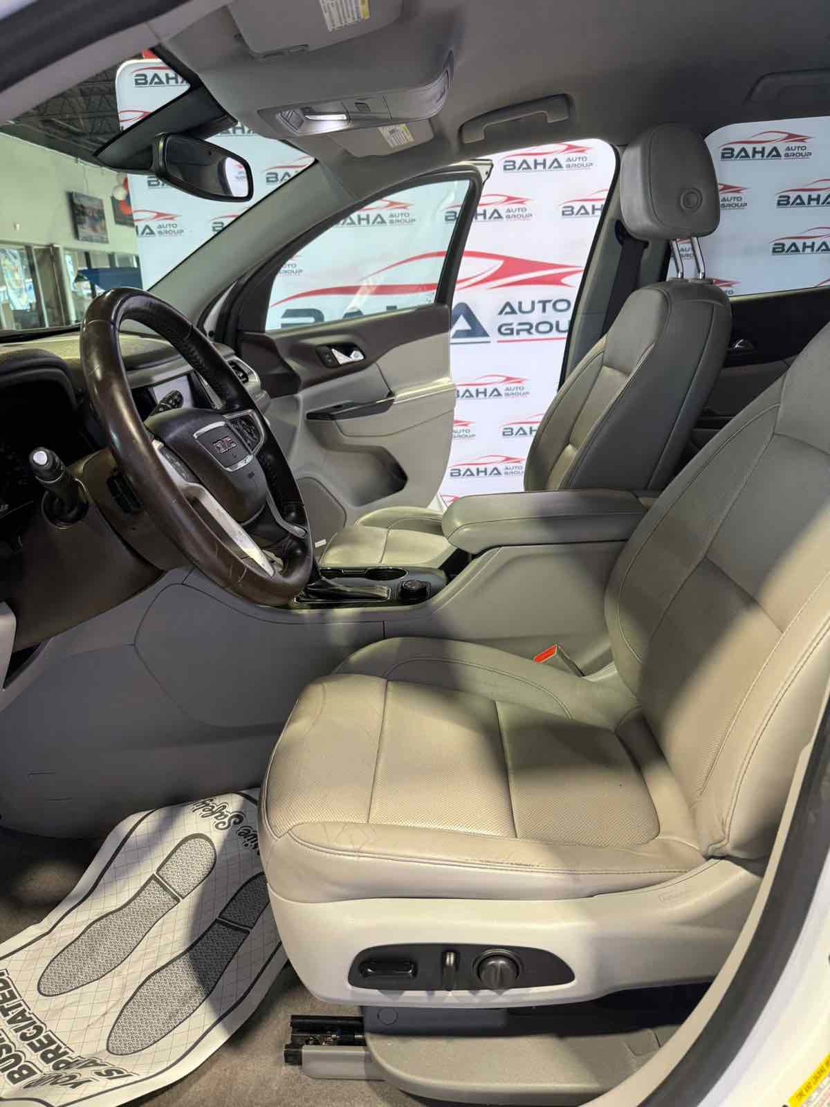 Used 2017 GMC Acadia SLT image 35