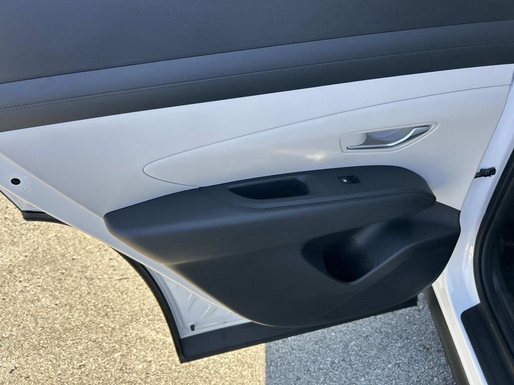New 2026 Hyundai Tucson SEL image 19