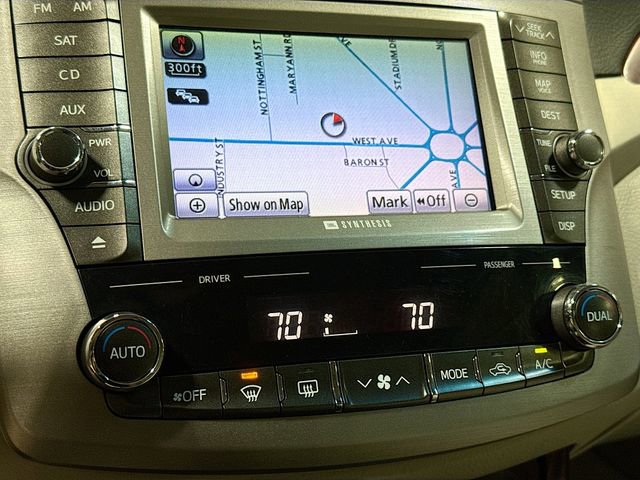 Used 2012 Toyota Avalon Limited image 18