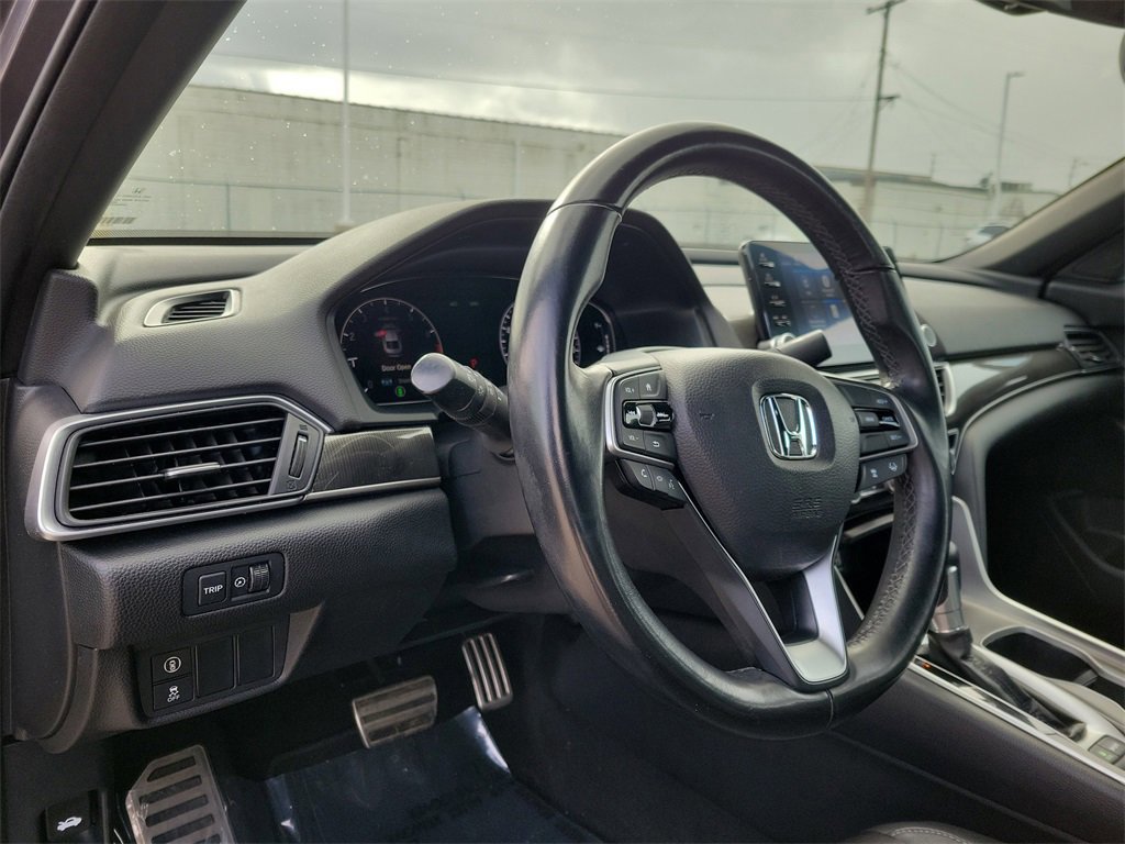 Used 2019 Honda Accord Sport image 17