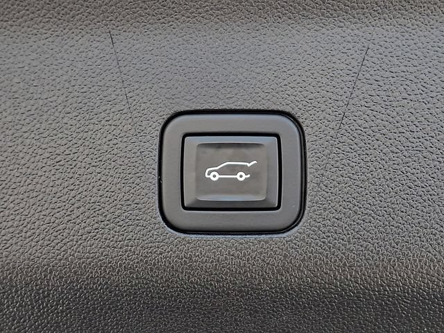 Used 2021 Chevrolet Suburban Premier w/ Premium Package AWD/4WD image 32