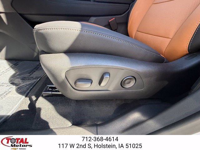 New 2027 Chevrolet Traverse Z71 w/ Driver Confidence Package AWD/4WD image 11