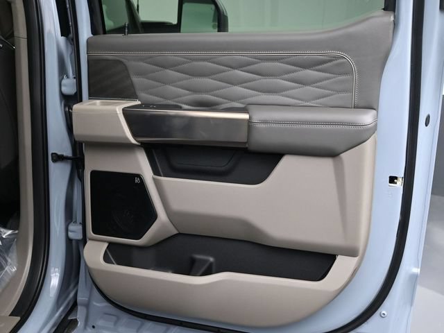 New 2026 Ford F250 Platinum w/ Platinum Plus Package AWD/4WD image 13