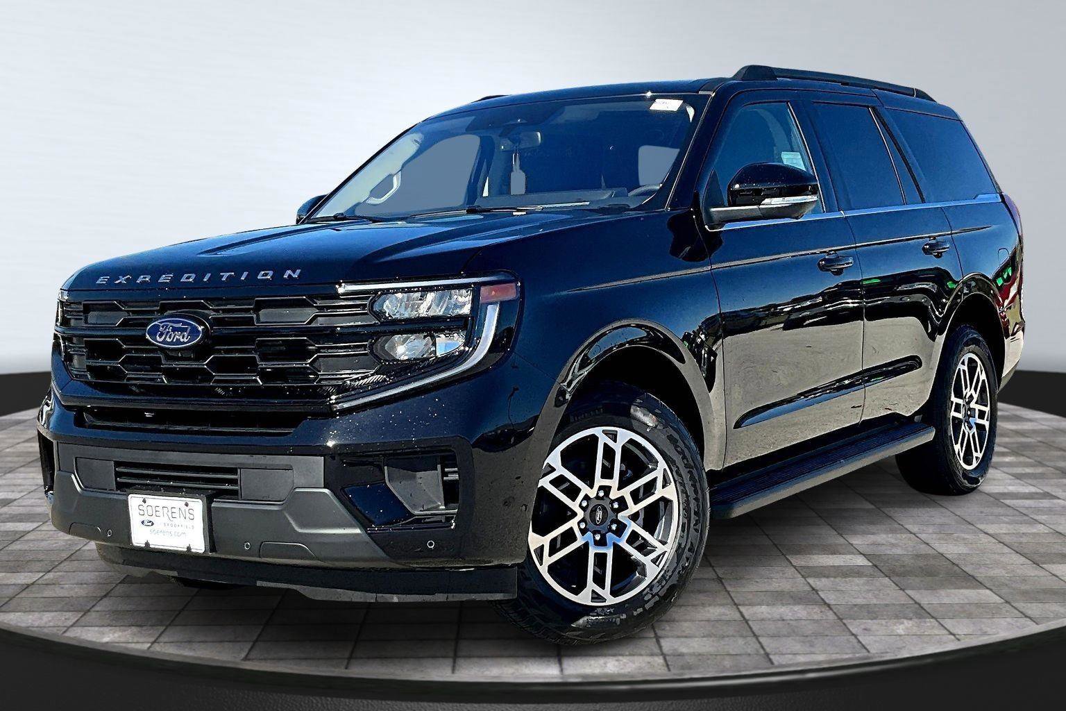 New 2025 Ford Expedition Active image 2