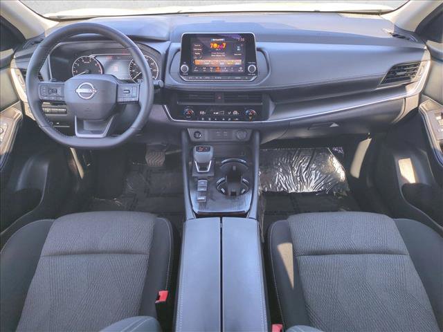 Used 2026 Nissan Rogue SV FWD image 17