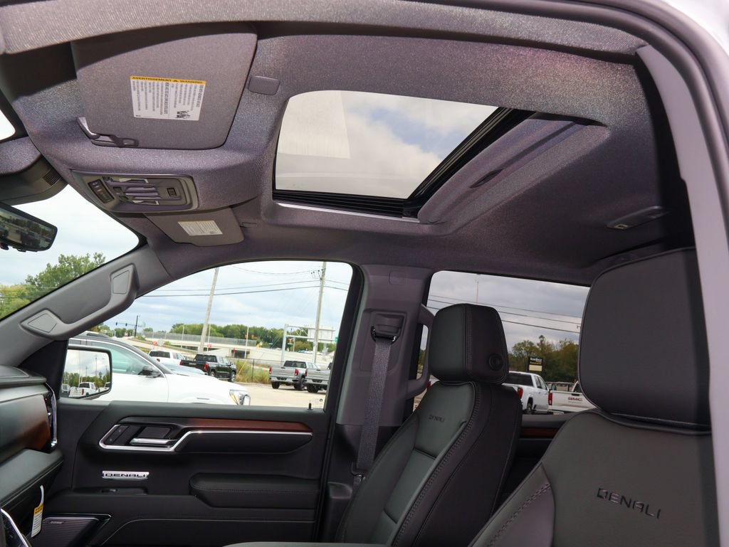 New 2026 GMC Sierra 1500 Denali AWD/4WD image 7