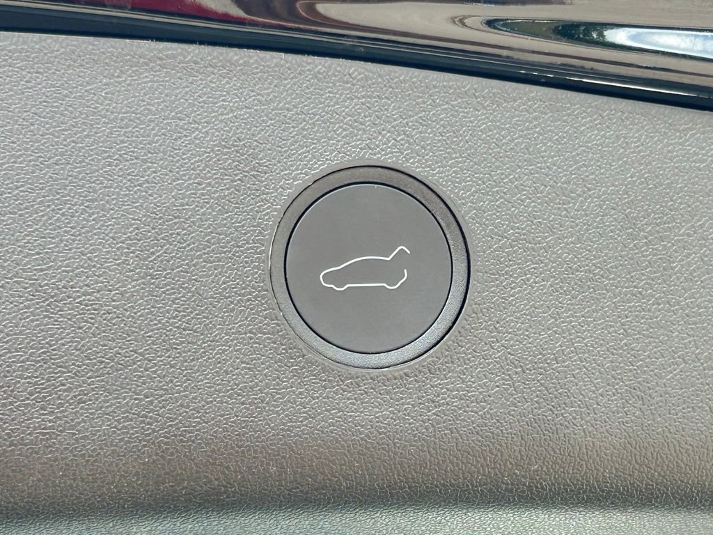 Used 2023 Tesla Model 3 Standard Range image 43