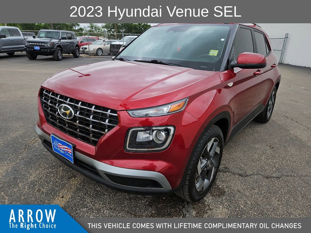 Used 2023 Hyundai Venue SEL w/ Cargo Package image 4