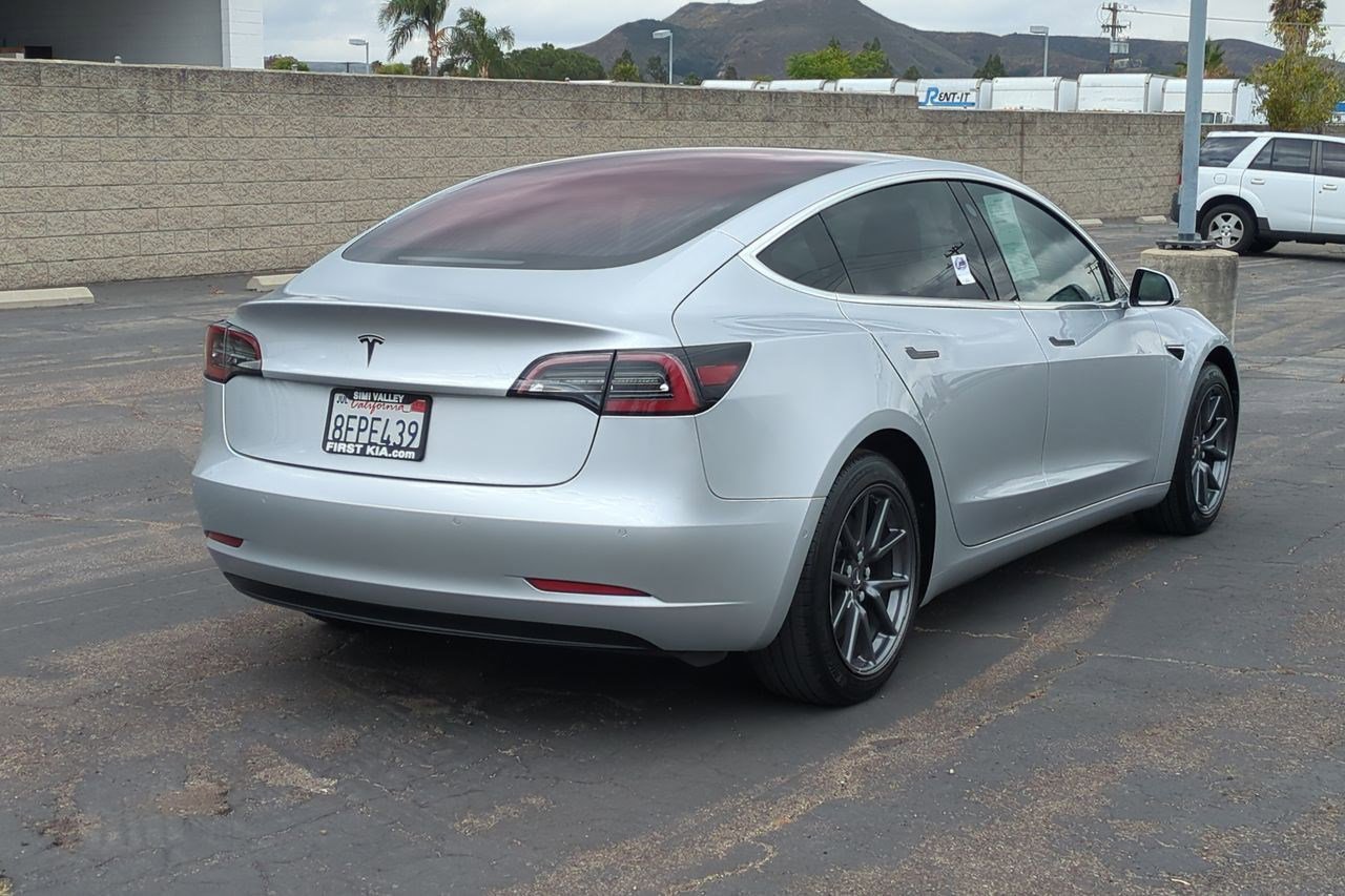 Used 2018 Tesla Model 3 RWD image 6