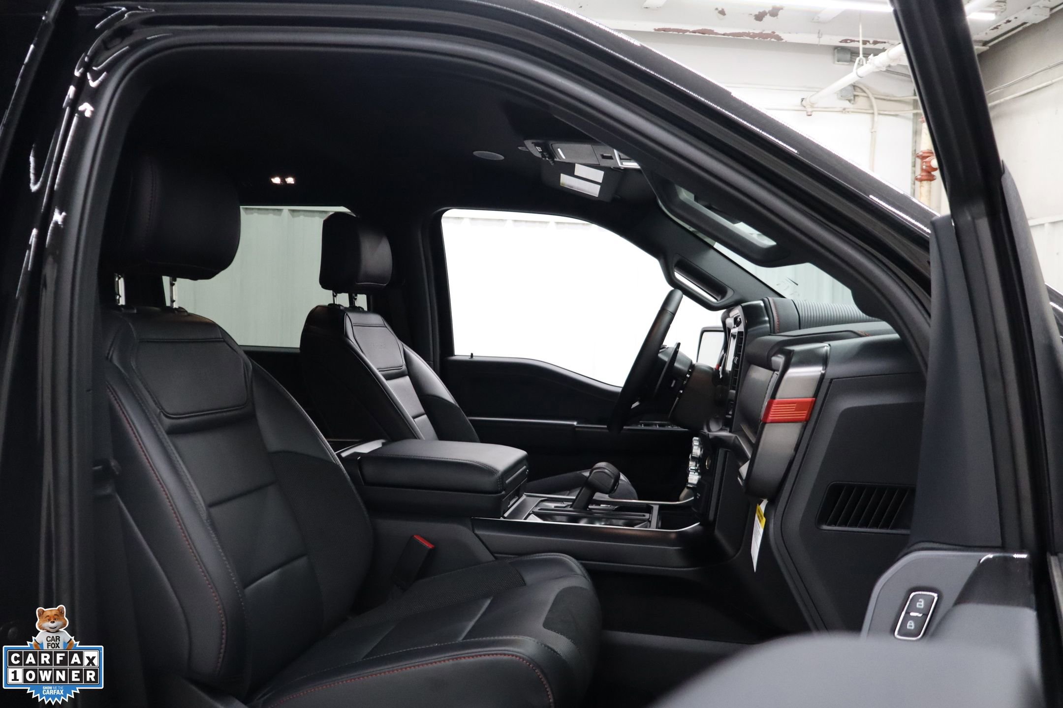 Used 2025 Ford F150 Raptor AWD/4WD image 30