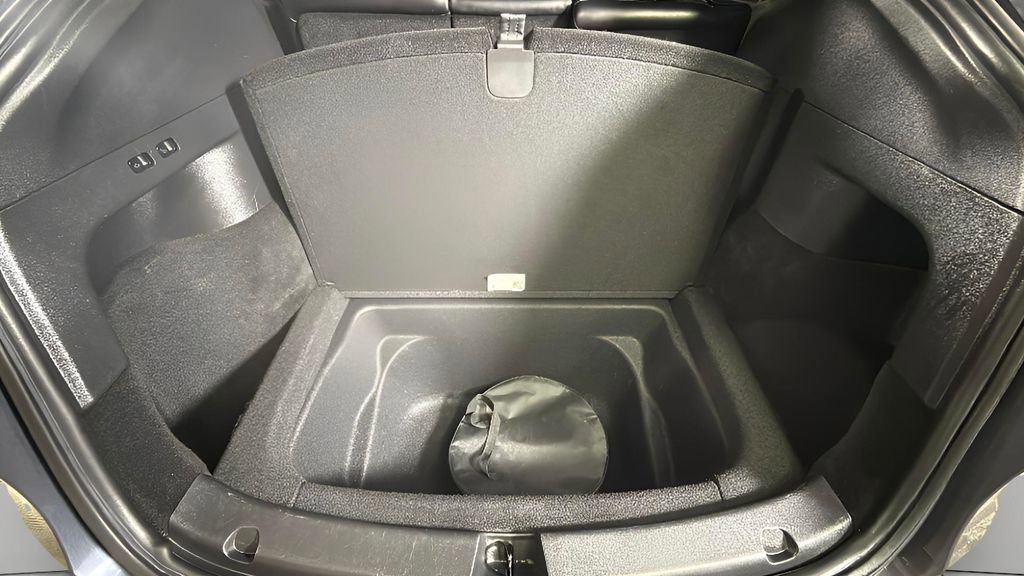 Used 2022 Tesla Model Y Performance image 30