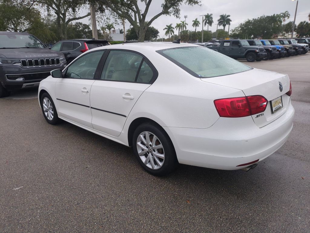 Used 2011 Volkswagen Jetta SE image 8
