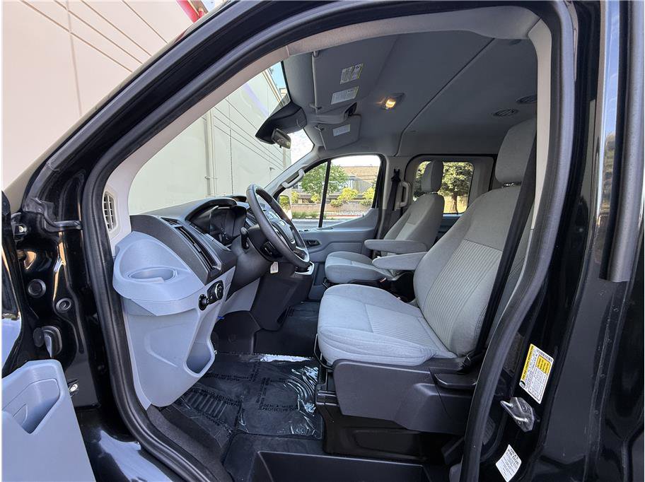 Used 2015 Ford Transit 350 XLT RWD image 7