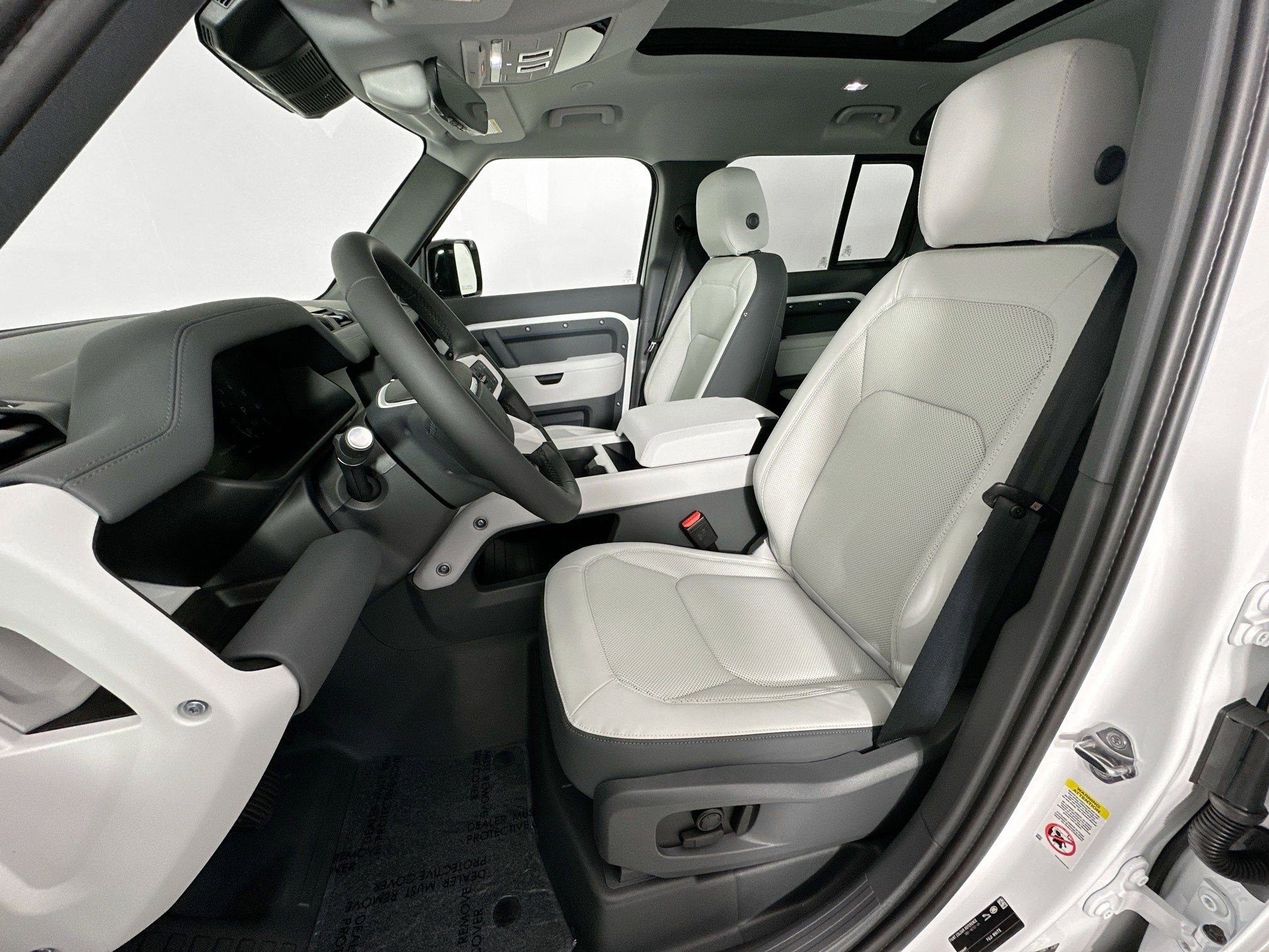 Used 2026 Land Rover Defender 110 S image 19