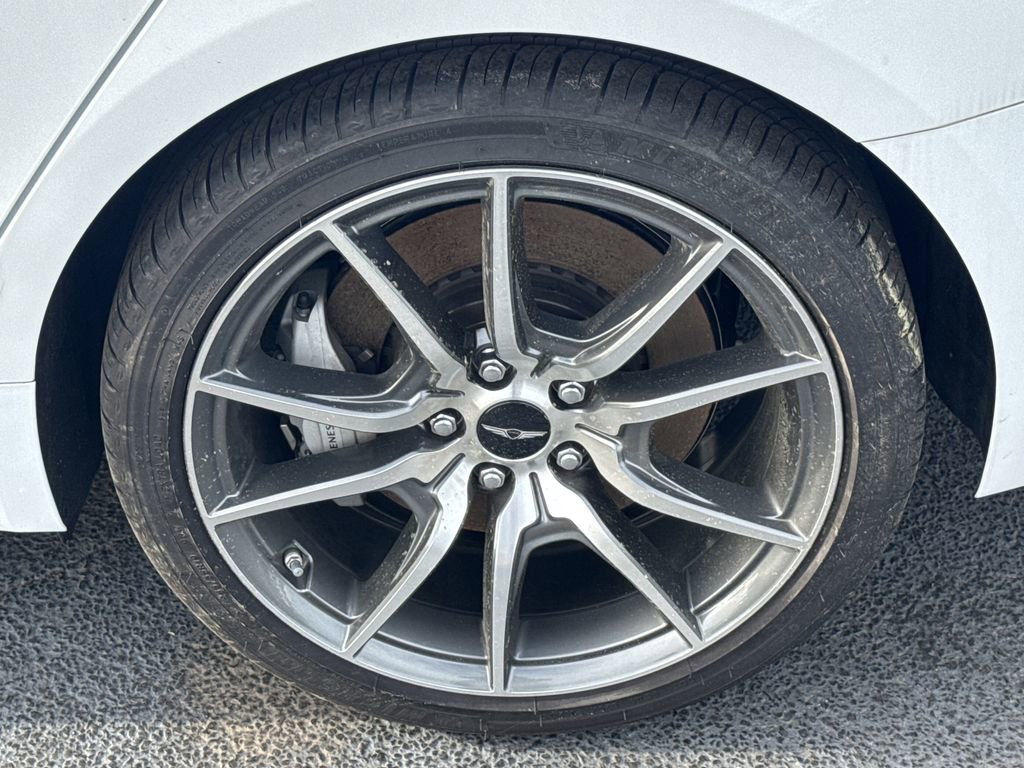 Used 2025 Genesis G70 2.5T RWD image 19